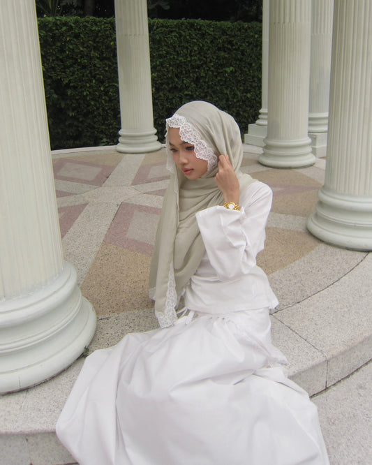 Modal Lace Hijab – Soft Olive