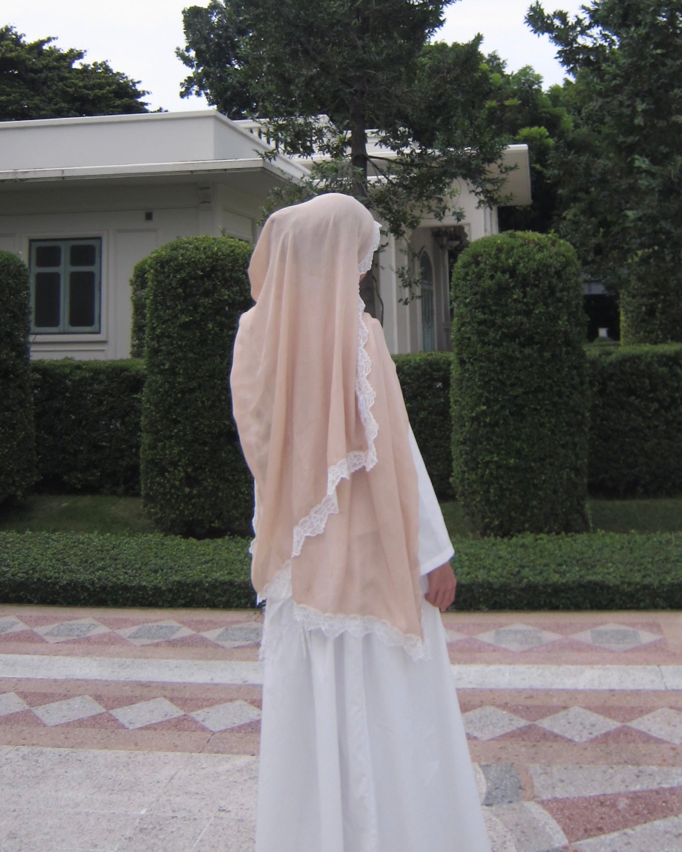 Modal Lace Hijab – Soft Sand
