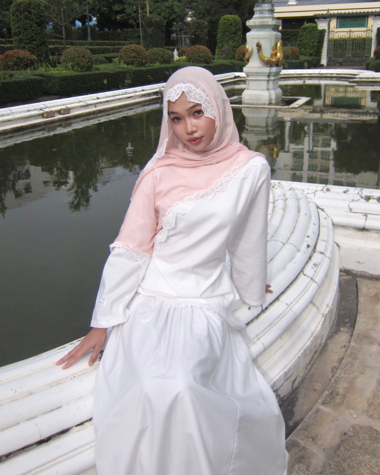 Modal Lace Hijab – Nude Blush