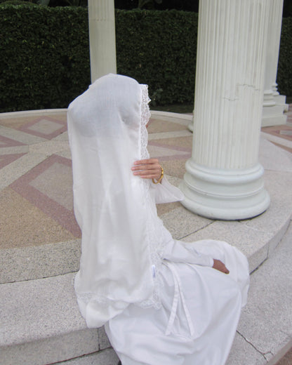 Modal Lace Hijab – Ivory